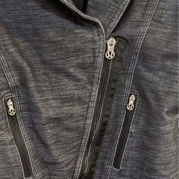 LULULEMON | Ride On Blazer in Black / Fossil - Picture 6 of 8